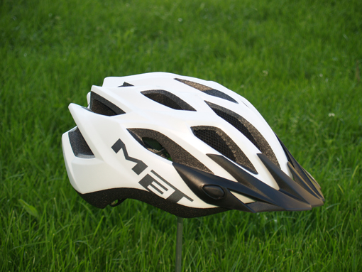 MET Crossower helma
